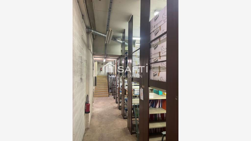 Vente local d'activités de 242m² à Maisons-Alfort