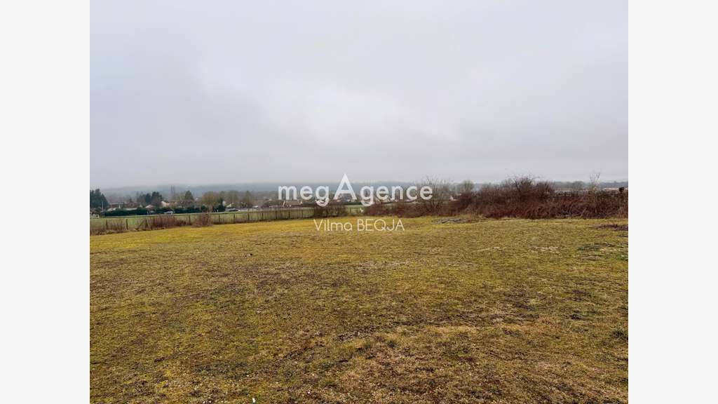 AV ensemble immobilier 975m² proche Sens et Malay
