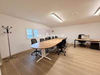 AV ensemble immobilier 975m² proche Sens et Malay