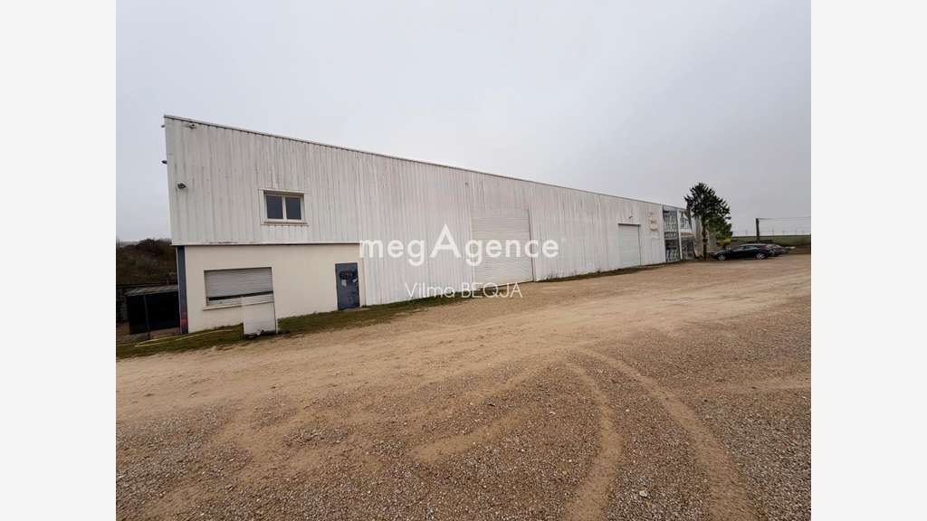 AV ensemble immobilier 975m² proche Sens et Malay