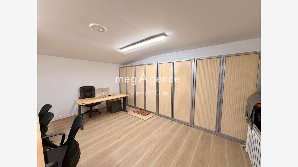 AV ensemble immobilier 975m² proche Sens et Malay