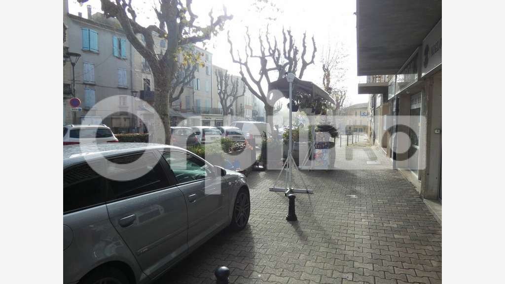 Vente locaux 219m² à Manosque spécial investisseur
