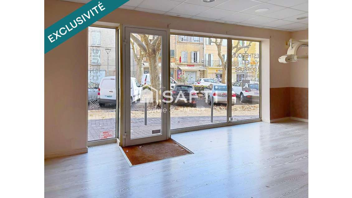 Vente local commercial 114m² à Manosque