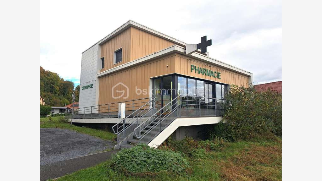 Vente local commercial de 139m² à Mareuil-Caubert