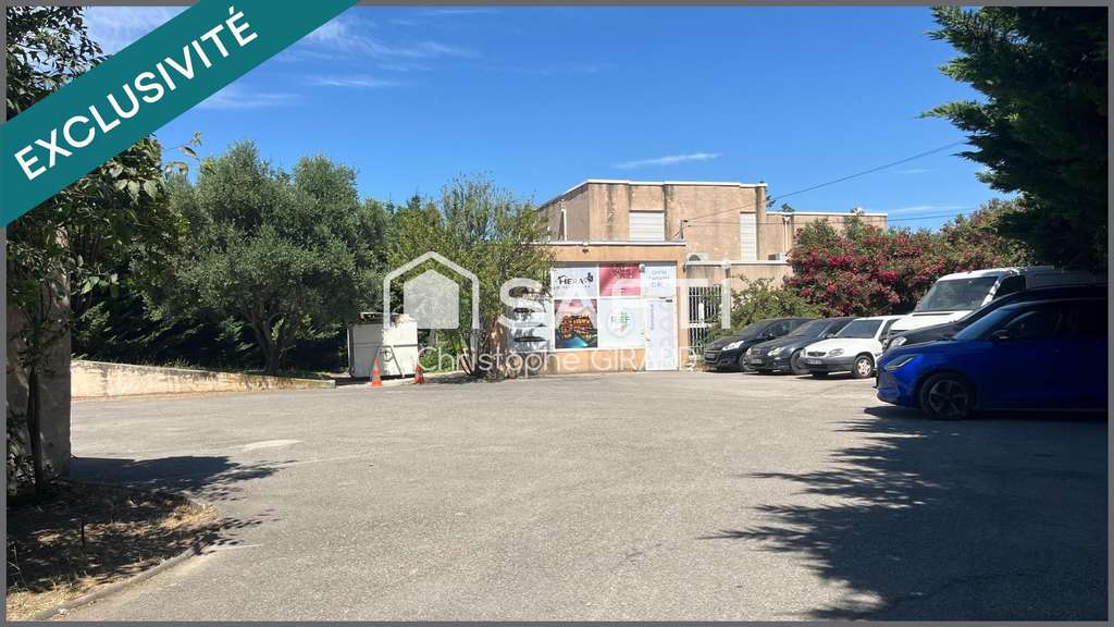 AV bureaux commerciaux 158m² + Parkings Marignane