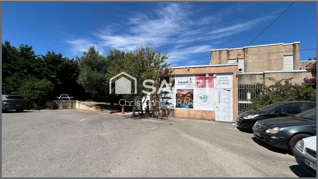AV bureaux commerciaux 158m² + Parkings Marignane