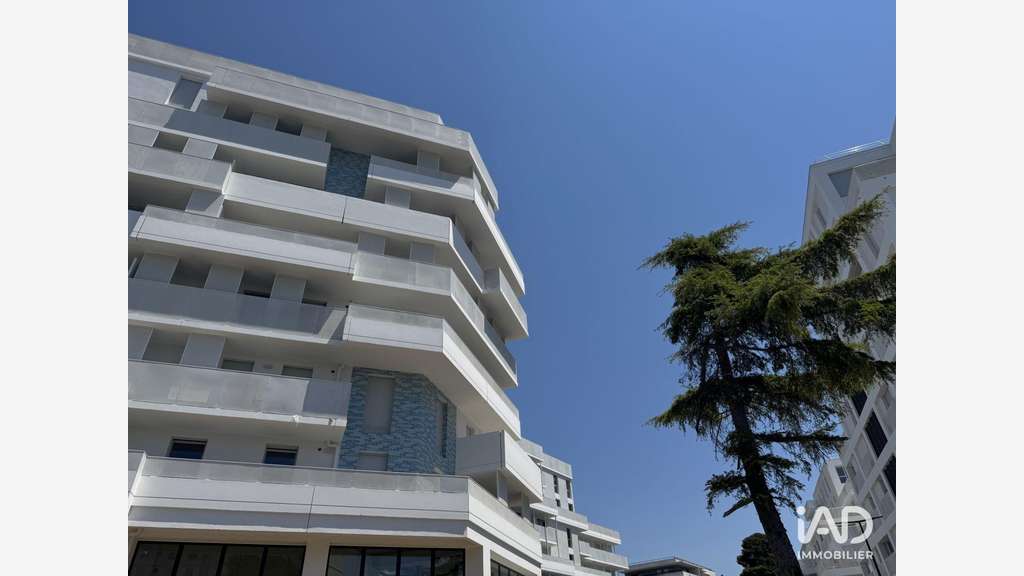 Vente local commercial neuf à Marseille Sud 