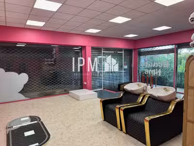 A vendre local commercial 110m² Marseille 11e