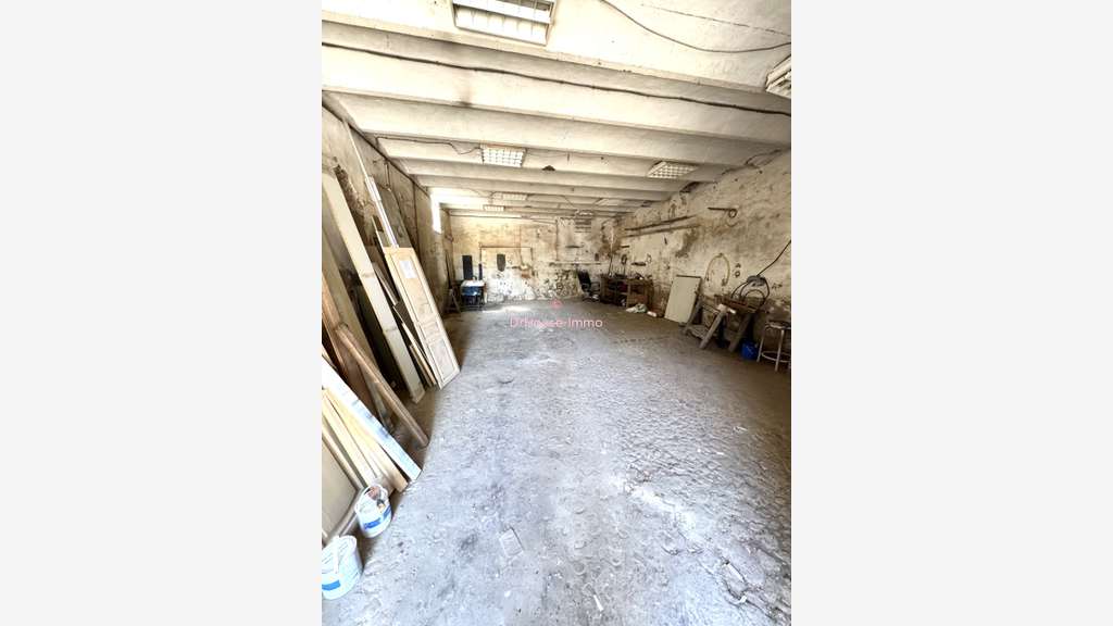 Vente murs de 145m² à Marseille secteur la Pomme