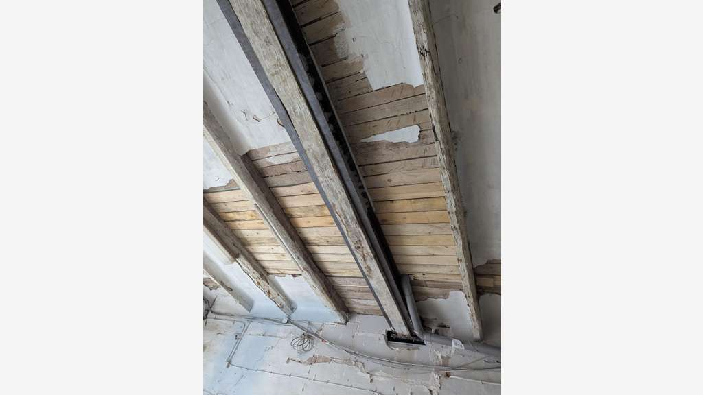Vente local commercial de 76m² à Marseille 13005