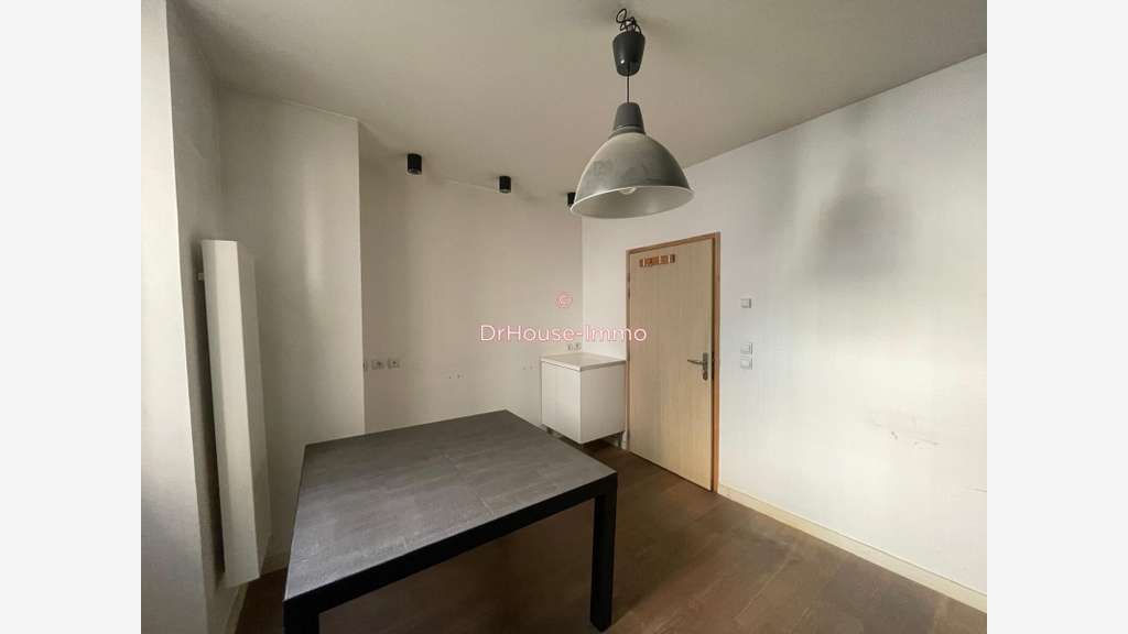 Vente local cial cabinet médical 46m² à Marseille