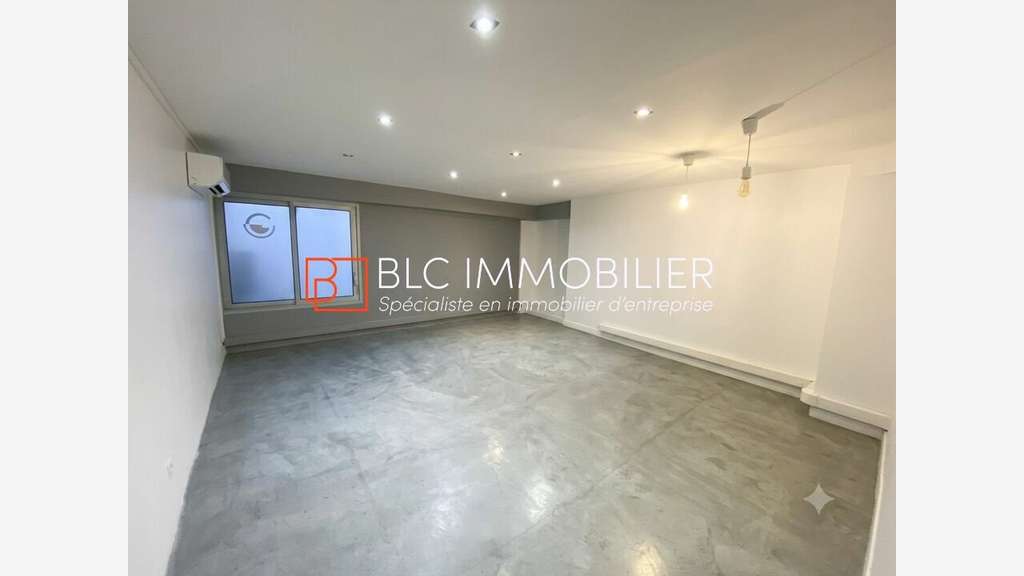 Local commercial à vendre 160m² Marseille Baille 