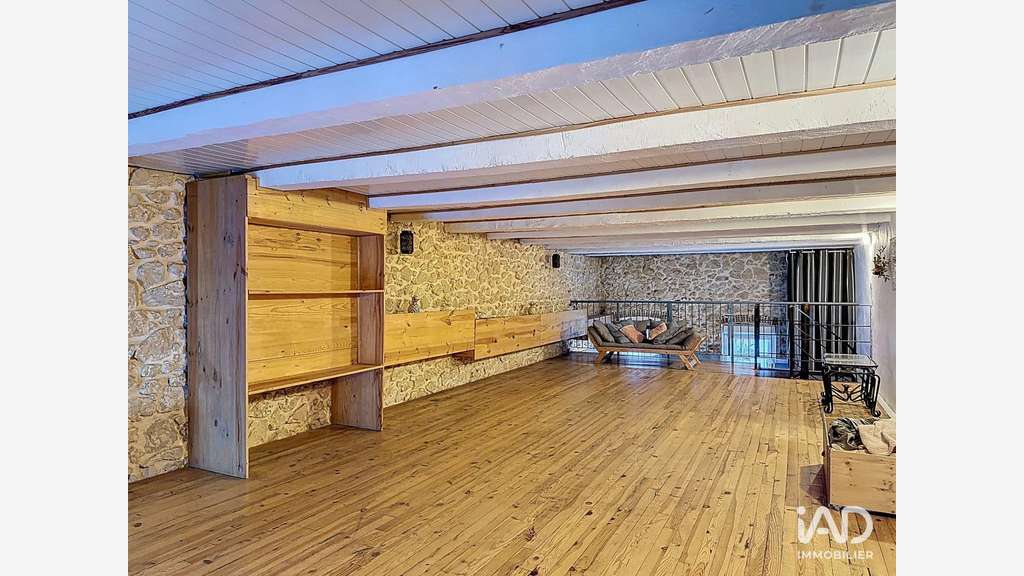 Vente local commercial 107m² à Marseille Vauban 