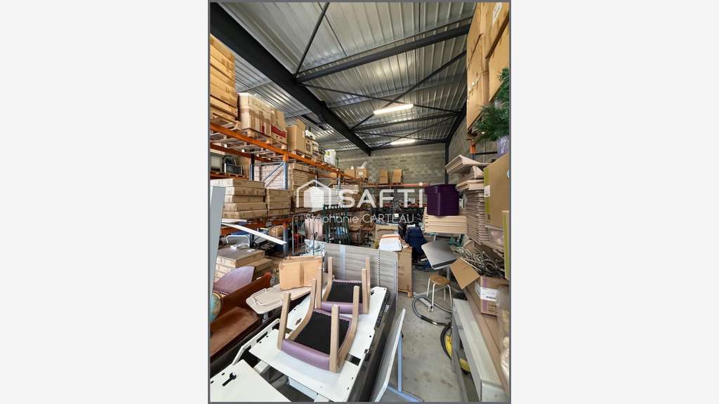 A vendre entrepôt 220m² ZA de Martignas