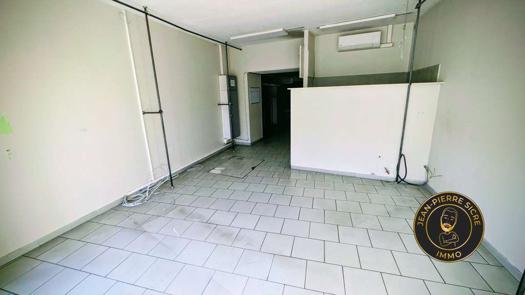 Local commercial 60m² coeur historique Martres 