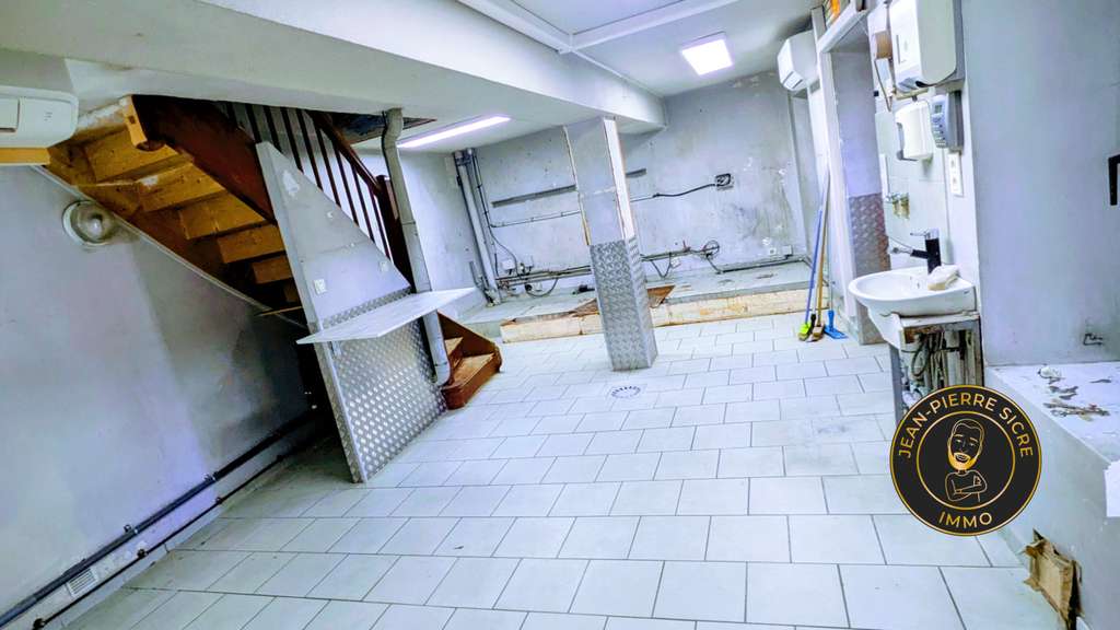 Local commercial 60m² coeur historique Martres 
