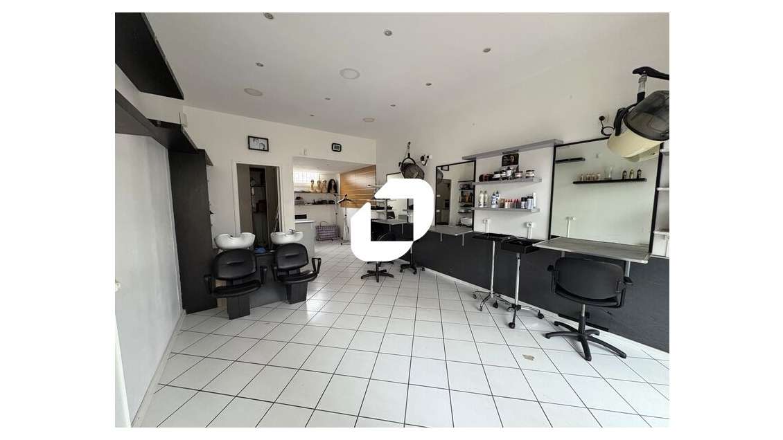 Vente Local commercial 31m² Maurepas