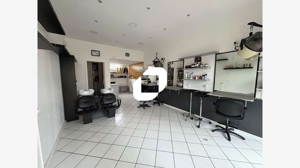 Vente Local commercial 31m² Maurepas
