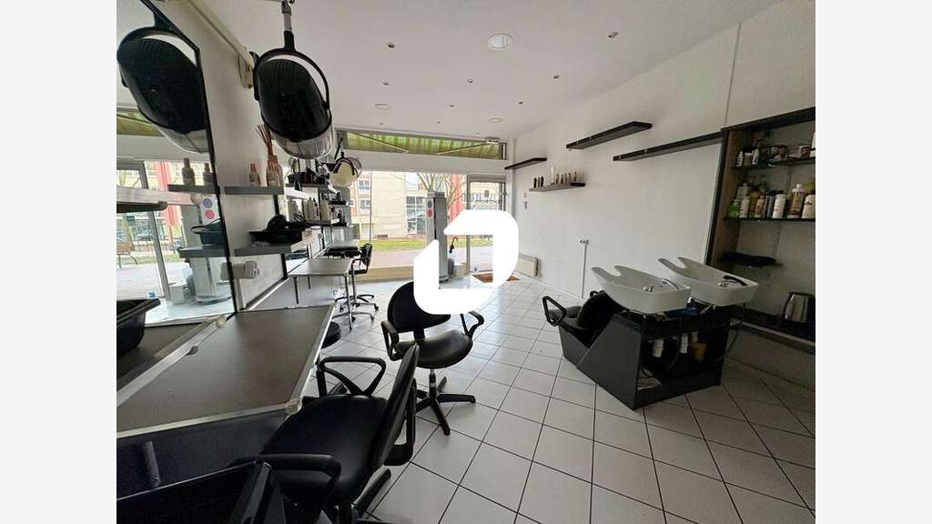 Vente Local commercial 31m² Maurepas