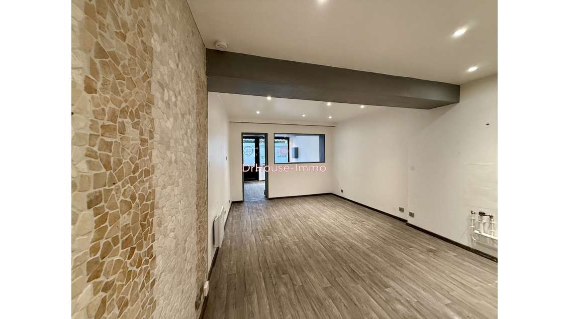 AV murs commerciaux 33m² à Meaux secteur attractif