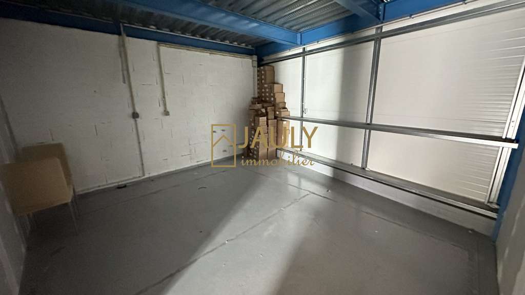 Vente local d'activités 210m² à Meaux / Villenoy