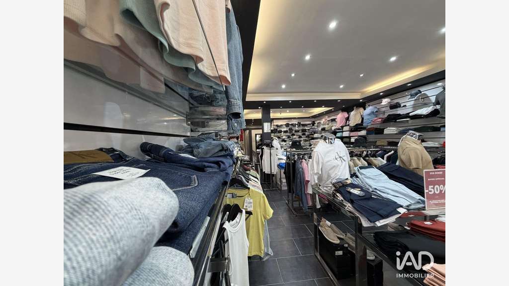 Vente boutique 62m² empl N°1 à Meaux Cathédrale
