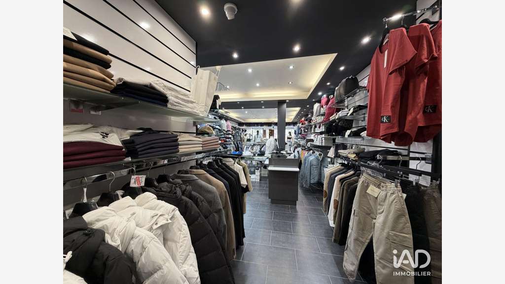 Vente boutique 62m² empl N°1 à Meaux Cathédrale