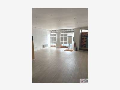 Vente local commercial 64m² à Melun quartier Gare