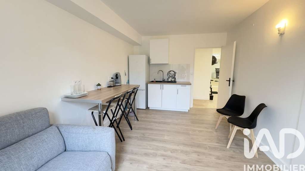Vente local commercial 154m² à Melun