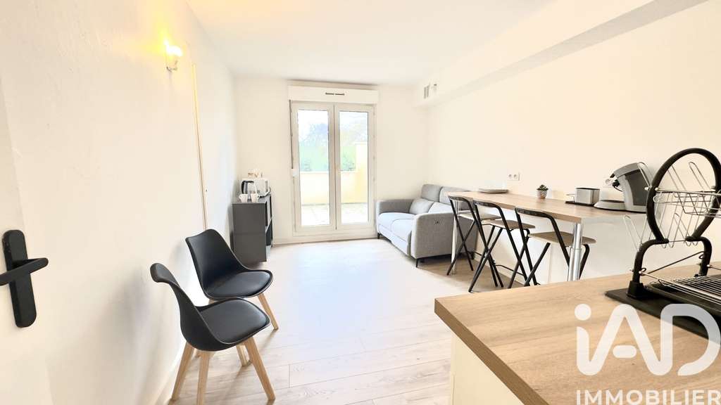 Vente local commercial 154m² à Melun