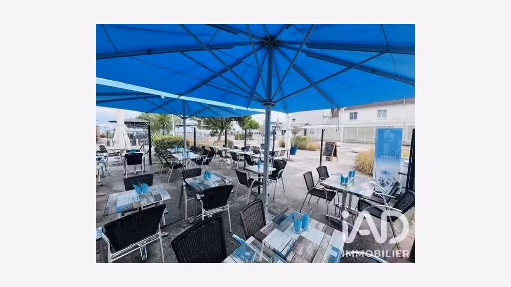 Vente local cial 60m² à Merville-Franceville-Plage