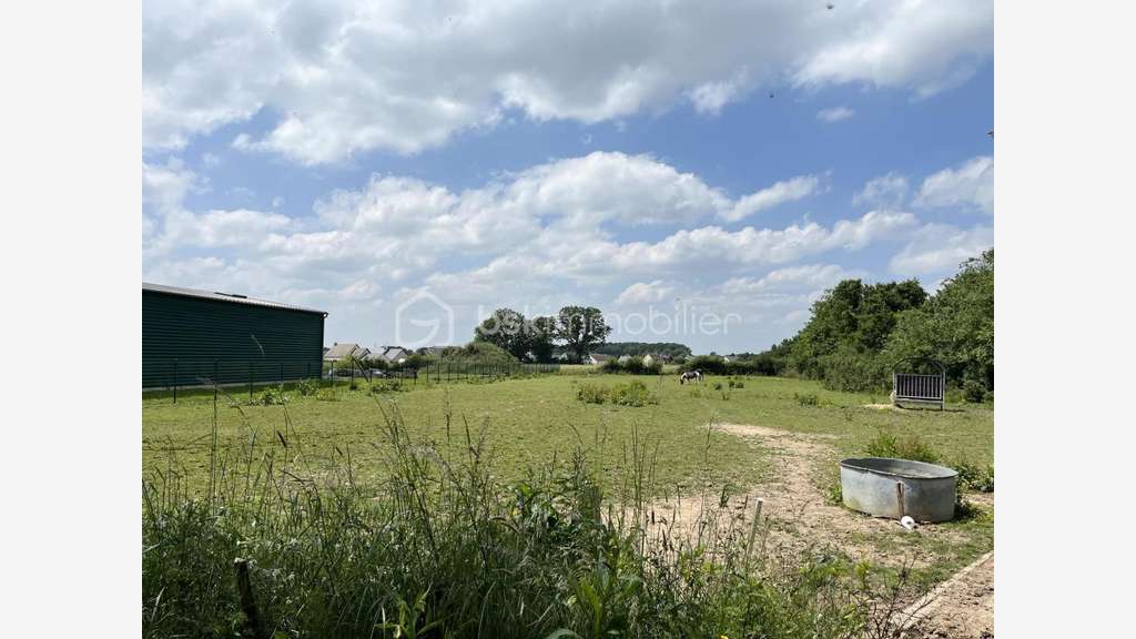 Local (possibilité habitation) avec station de
