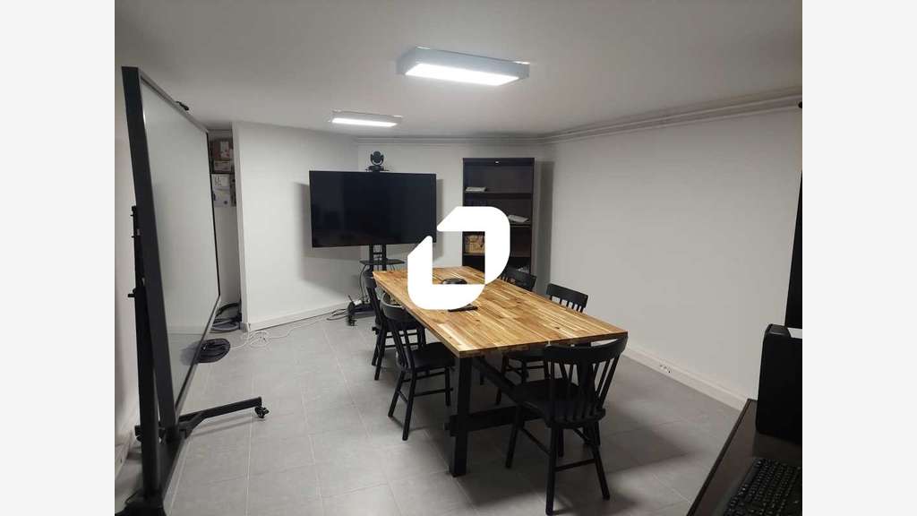 Vente Local commercial 93m² Meudon