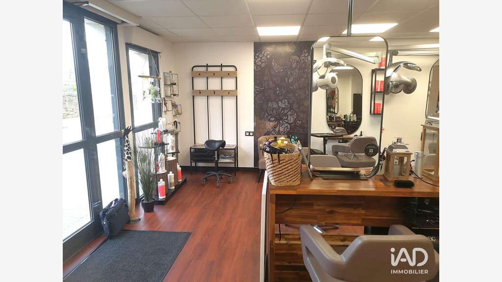 Vente local commercial 47m² à Milizac centre