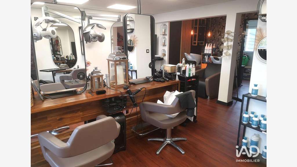 Vente local commercial 47m² à Milizac centre