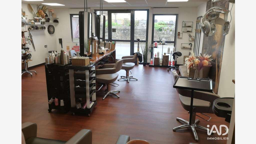 Vente local commercial 47m² à Milizac centre