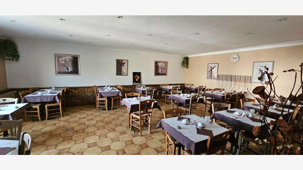 AV murs et fonds restaurant brasserie à Mitry Mory