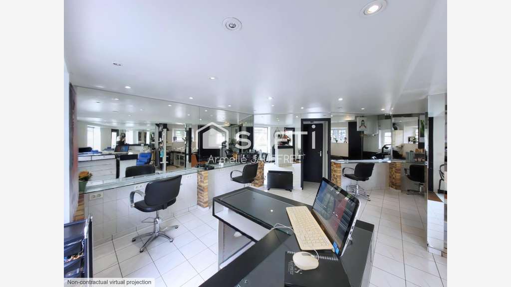 Superbe local commercial et son salon de coiffure