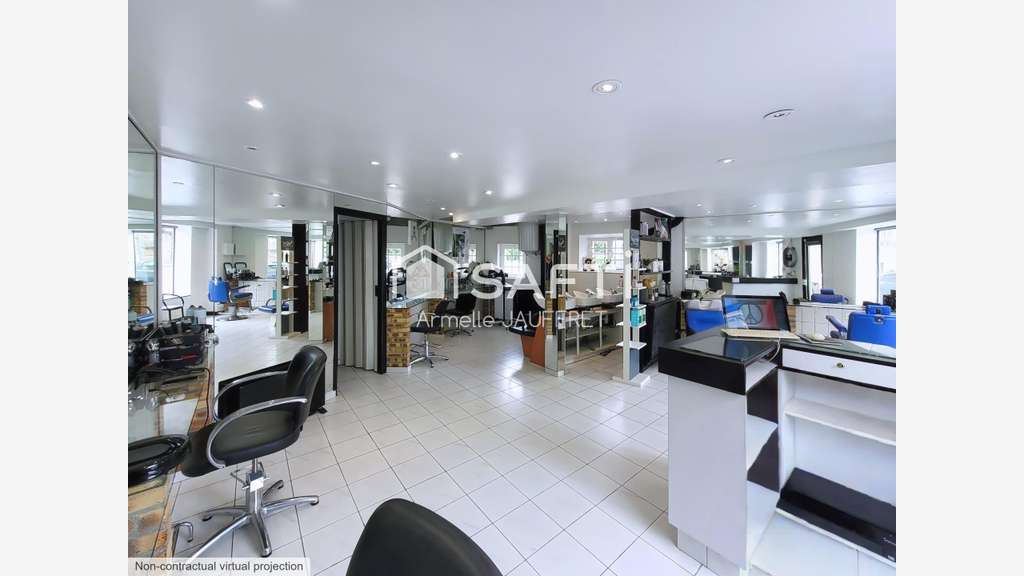 Superbe local commercial et son salon de coiffure