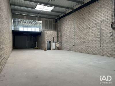Local commercial à Moissy-Cramayel