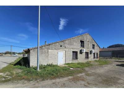 Vente Locaux d'activités - Entrepôts à Monbéqui