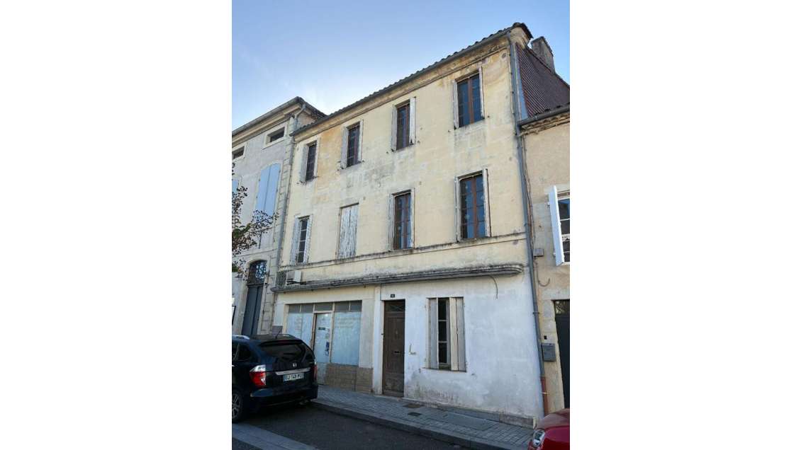 Vente 2 immeubles à rénover 458m² à Monségur