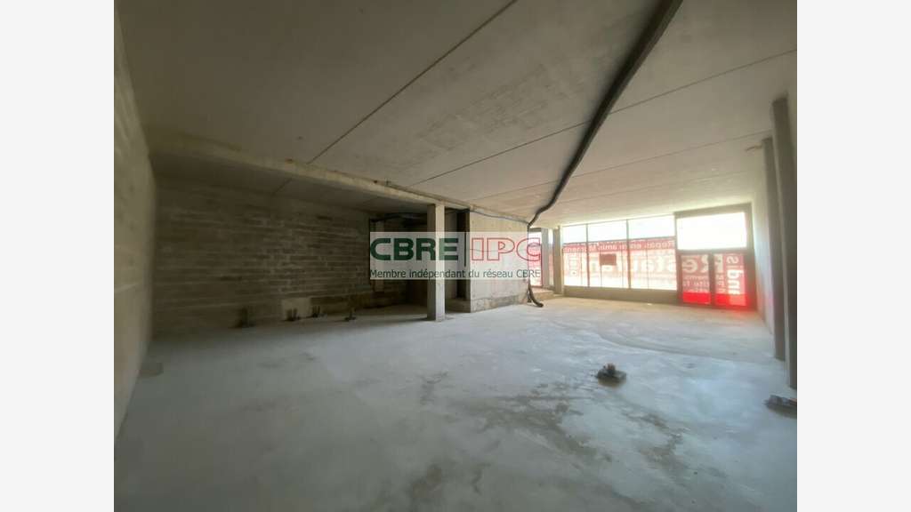 Vente commerce 145m² à Mont de Marsan Arènes