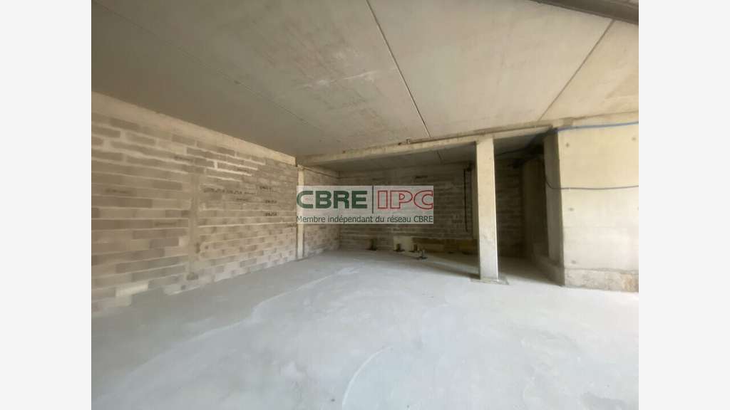 Vente commerce 145m² à Mont de Marsan Arènes