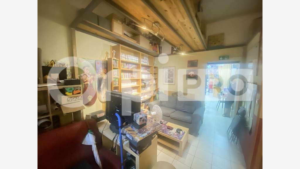 MONTAUBAN - LOCAL COMMERCIAL à vendre