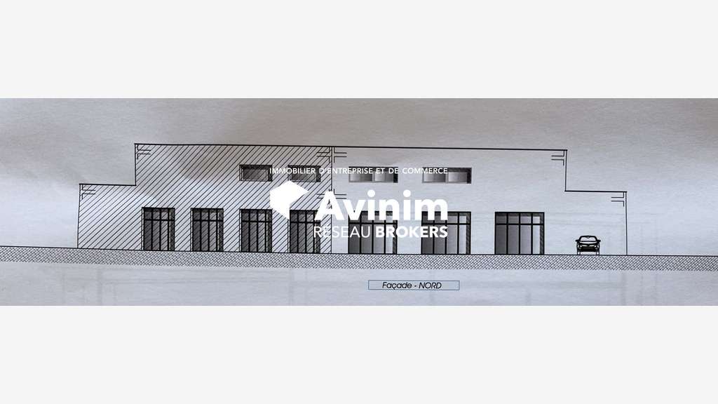 Vente local commercial 1450m² à Montauroux RD562