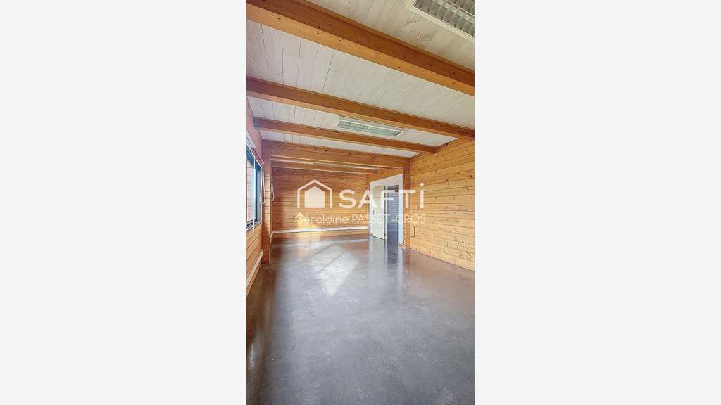 AV local 457m² sur 3500m² à Chabeuil–Montélier