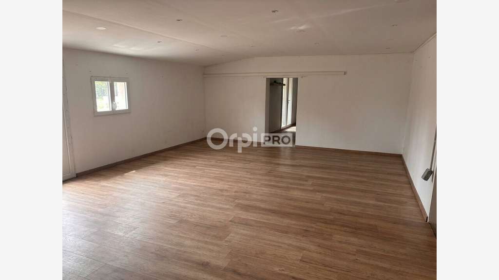 LOCAL COMMERCIAL à vendre dans le 84
