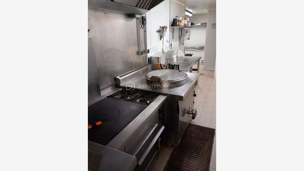 Vente local commercial loué de 97m² à Montfrin