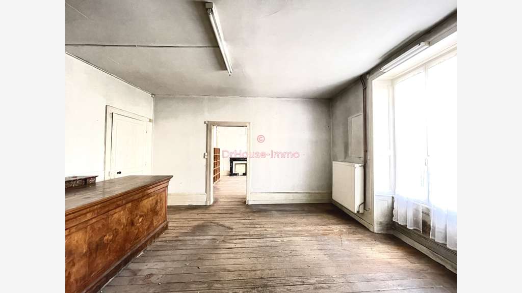 Vente murs commerce vendus libres à Monthureux